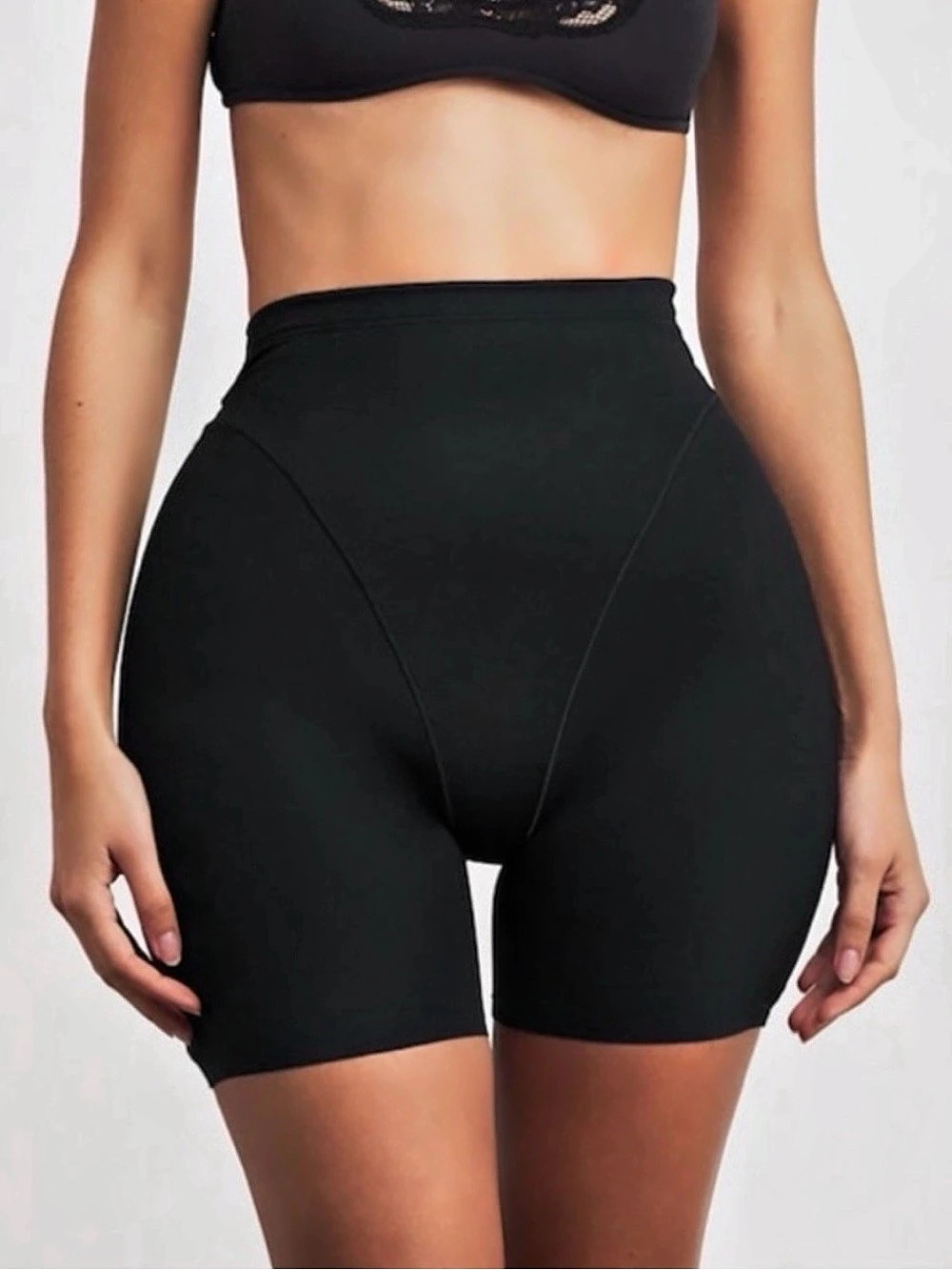 NWT Skims Body Butt And Hip Enhancing Mid Thigh Shorts Size L